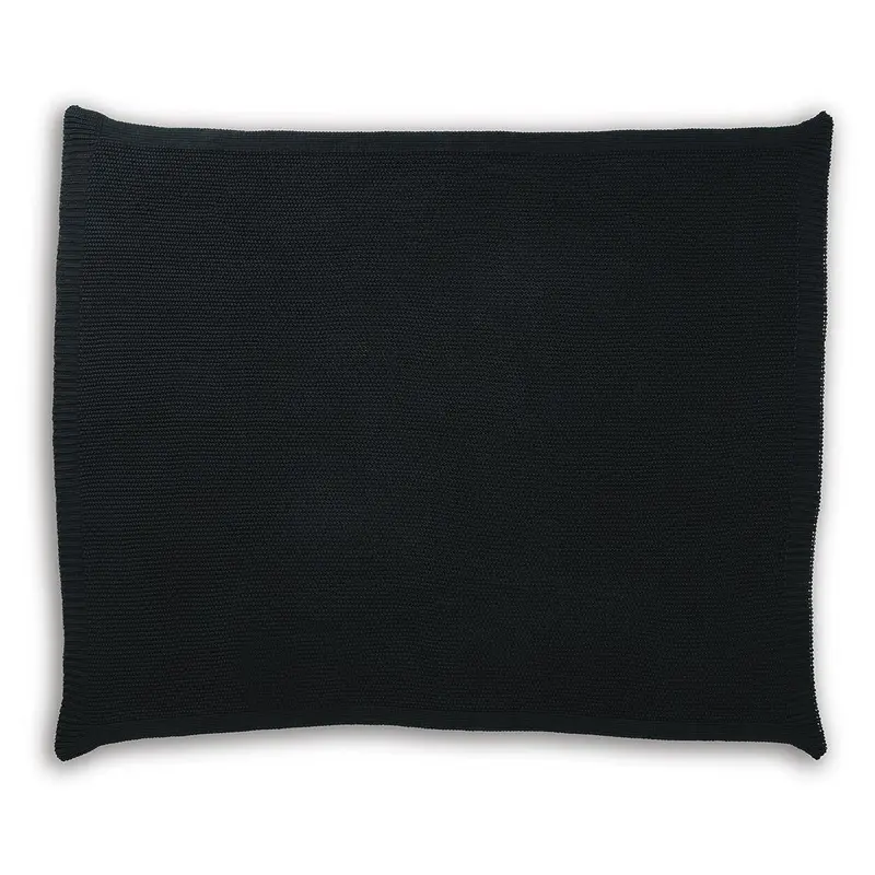 Ashley Gayelery Cozy Throw Blanket – Stylish Home Accent Piece (A1001086T) 1