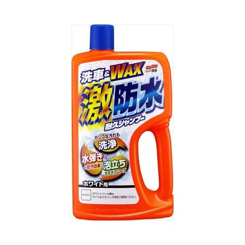 Soft99 Super Hydrophobic Car Wash Shampoo With Wax Protection 2